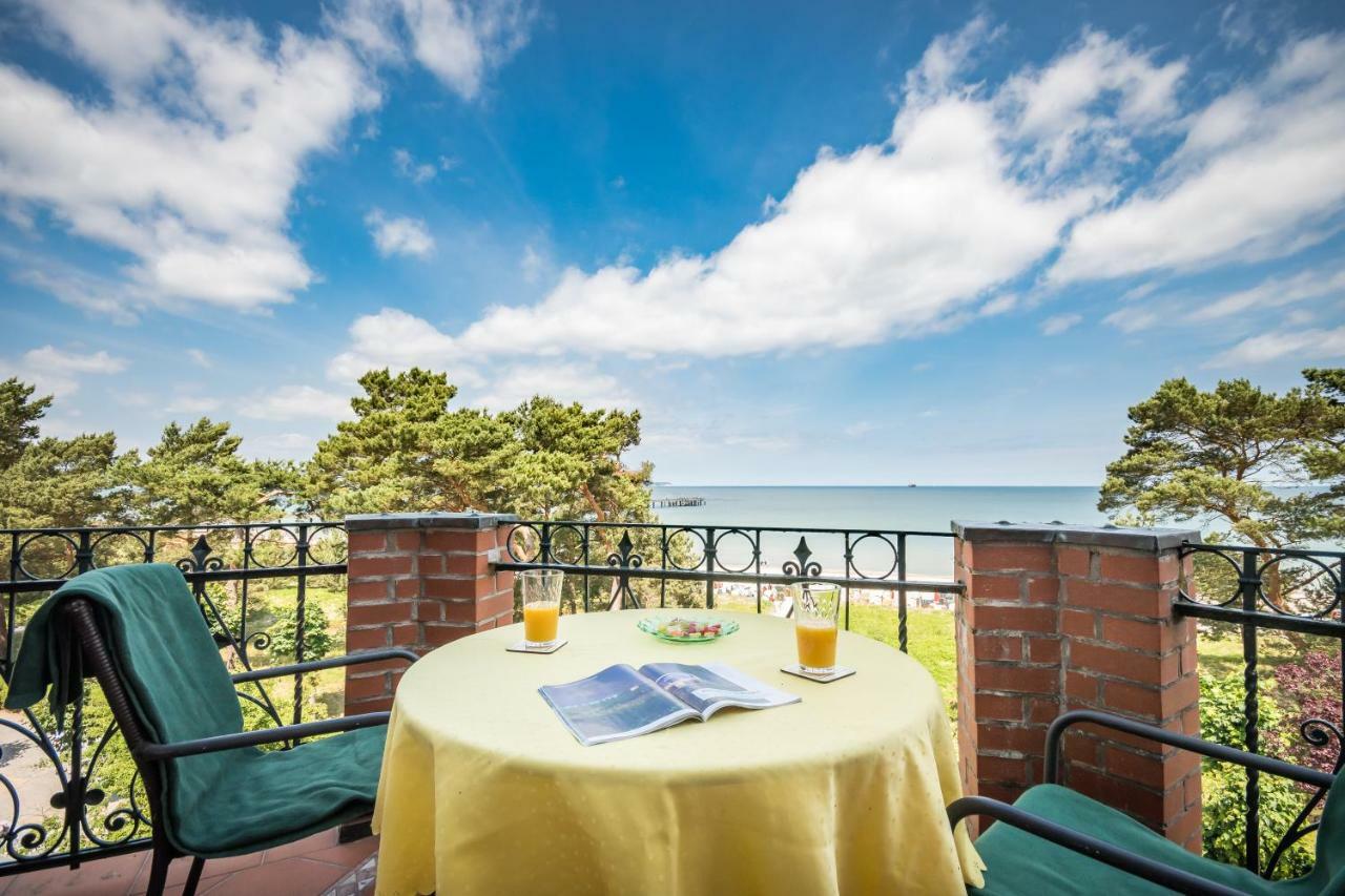 Fewo Direkt Am Strand Mit Meerblick Und Balkon,Villa Glueckspilz, Binz Kültér fotó