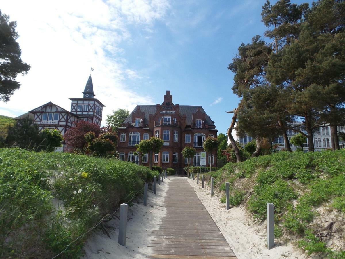 Fewo Direkt Am Strand Mit Meerblick Und Balkon,Villa Glueckspilz, Binz Kültér fotó